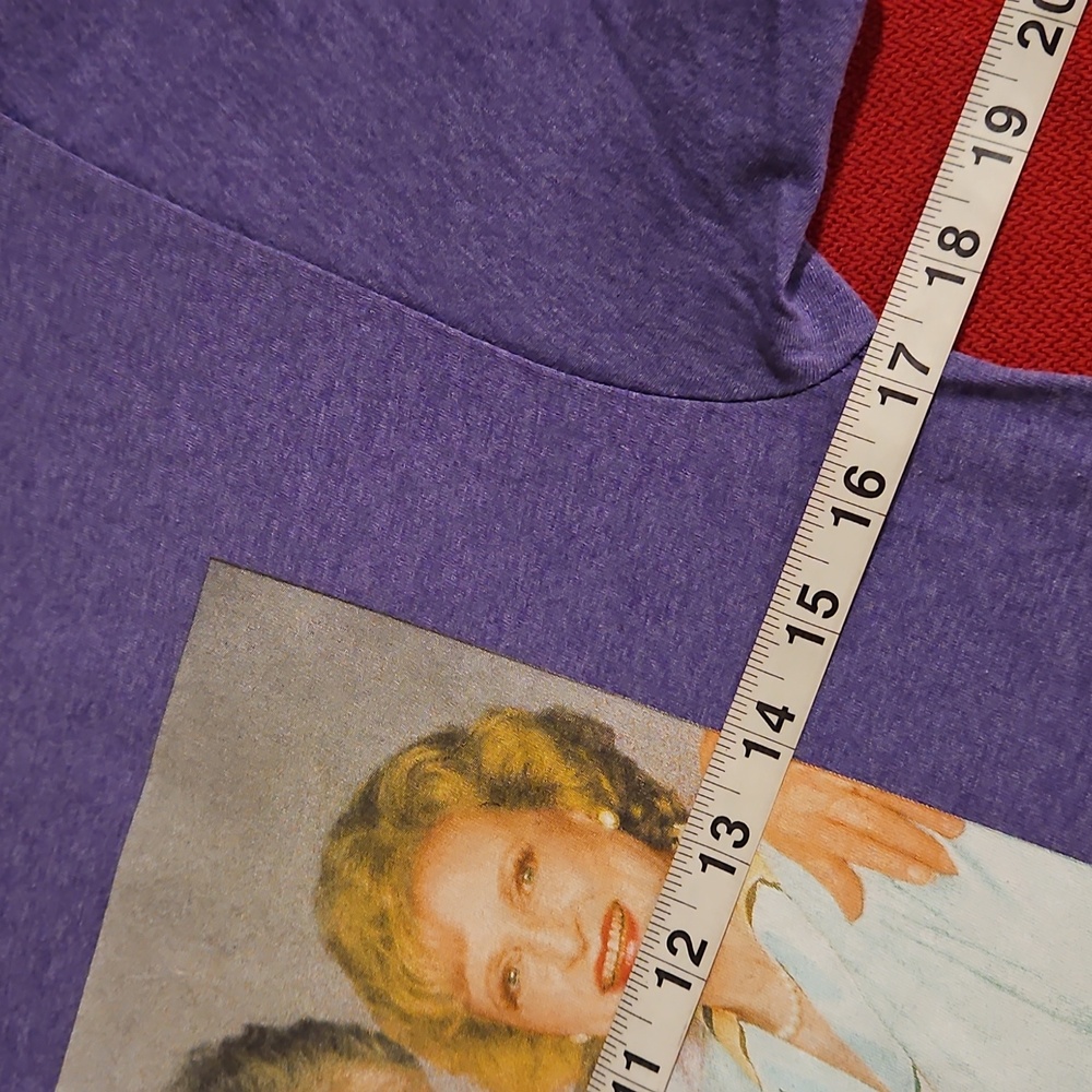 The Golden Girls TV Show Short sleeve Purple Graphic Tee Small - Picture 3 of 5